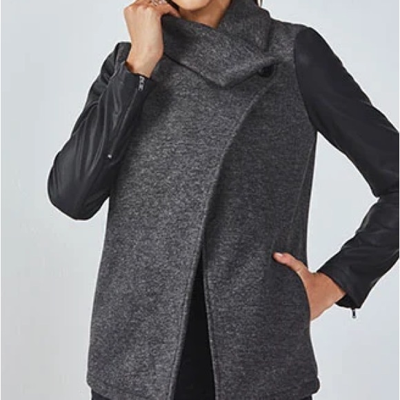 Fabletics Womn XL Fleece Faux Leather Pockets Wrap Front Grunge Moto Milano Coat - Picture 1 of 14